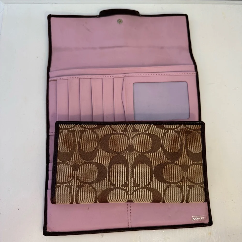 Coach Signature Checkbook Wallet - Picture 6 of 7